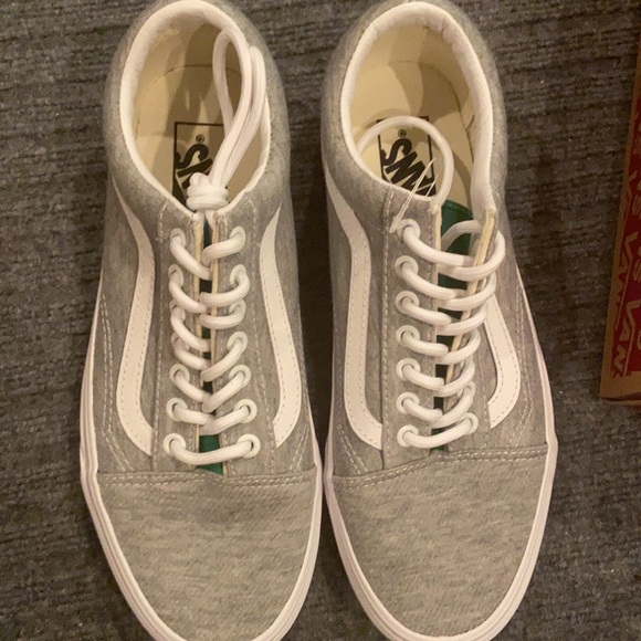 vans coastal grey/tr wht - 9.5 US women - Picture 2 of 4